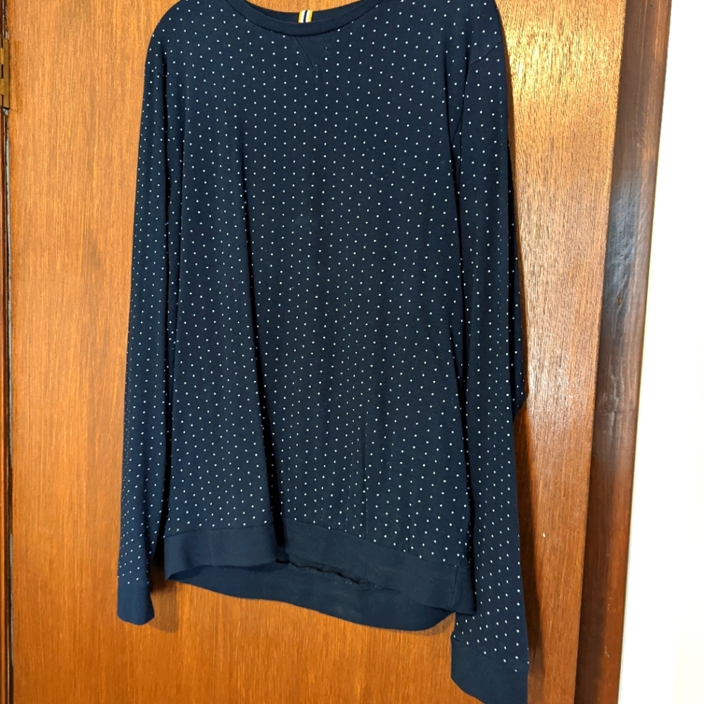Polka dot top